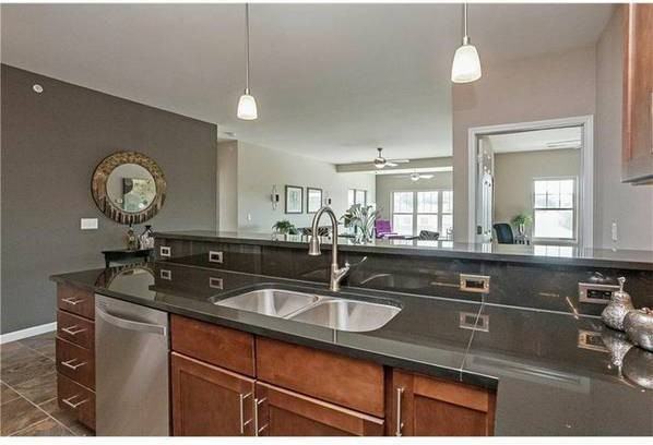 813 North 1st Avenue - Photo 3 of 12