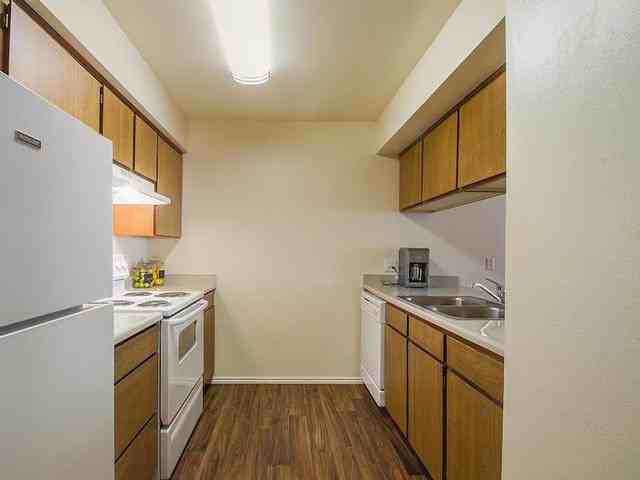 850 N Highway 89 - Photo 3 of 28