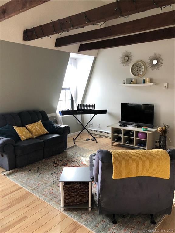 130 Main St #4b - Photo 2 of 9