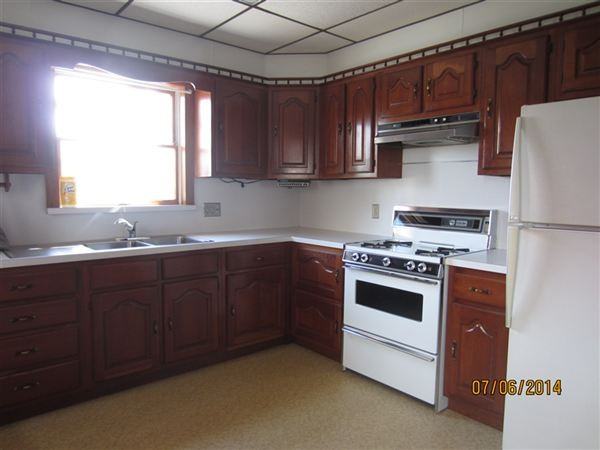 317 Center Ave - Photo 2 of 7