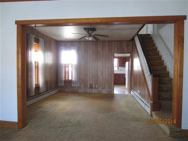 317 Center Ave - Photo 3 of 7