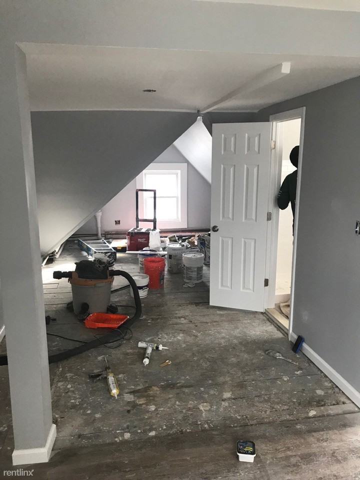 51 William St - Photo 2 of 3