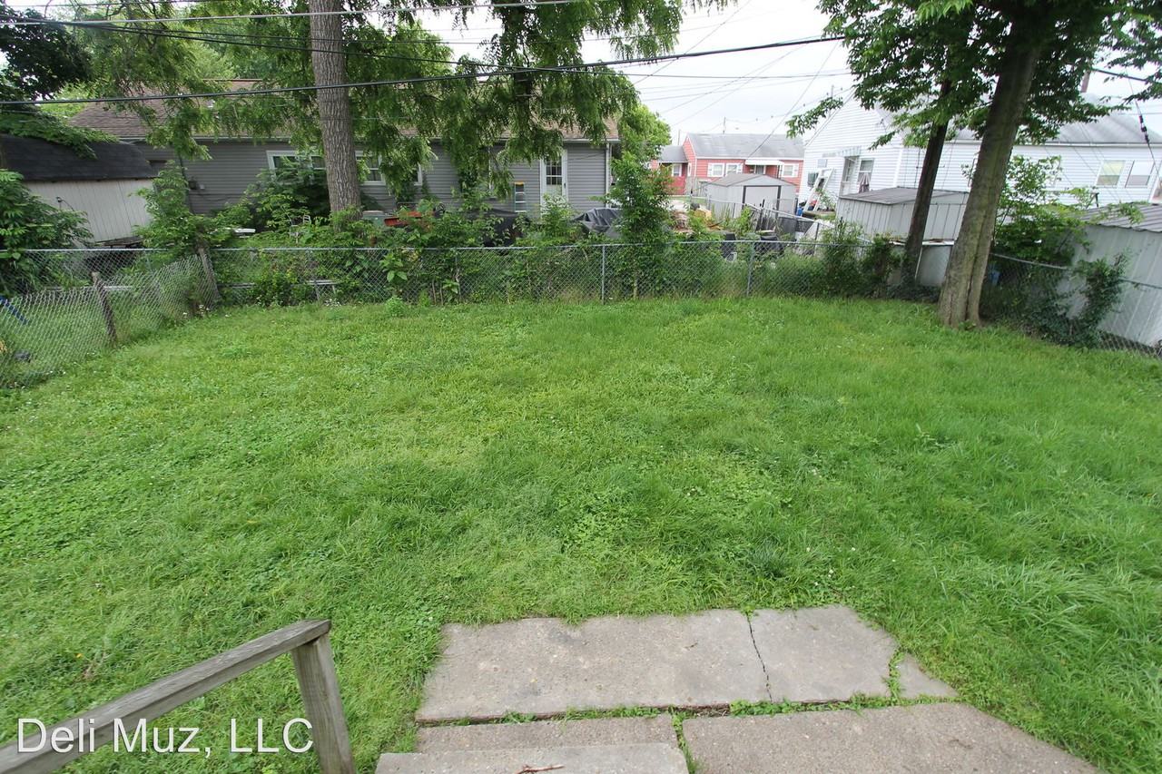 2409-2411 N. New York Ave - Photo 2 of 15