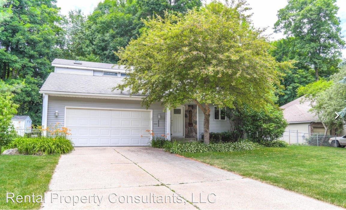8683 Woodhaven Dr SW - Photo 2 of 22