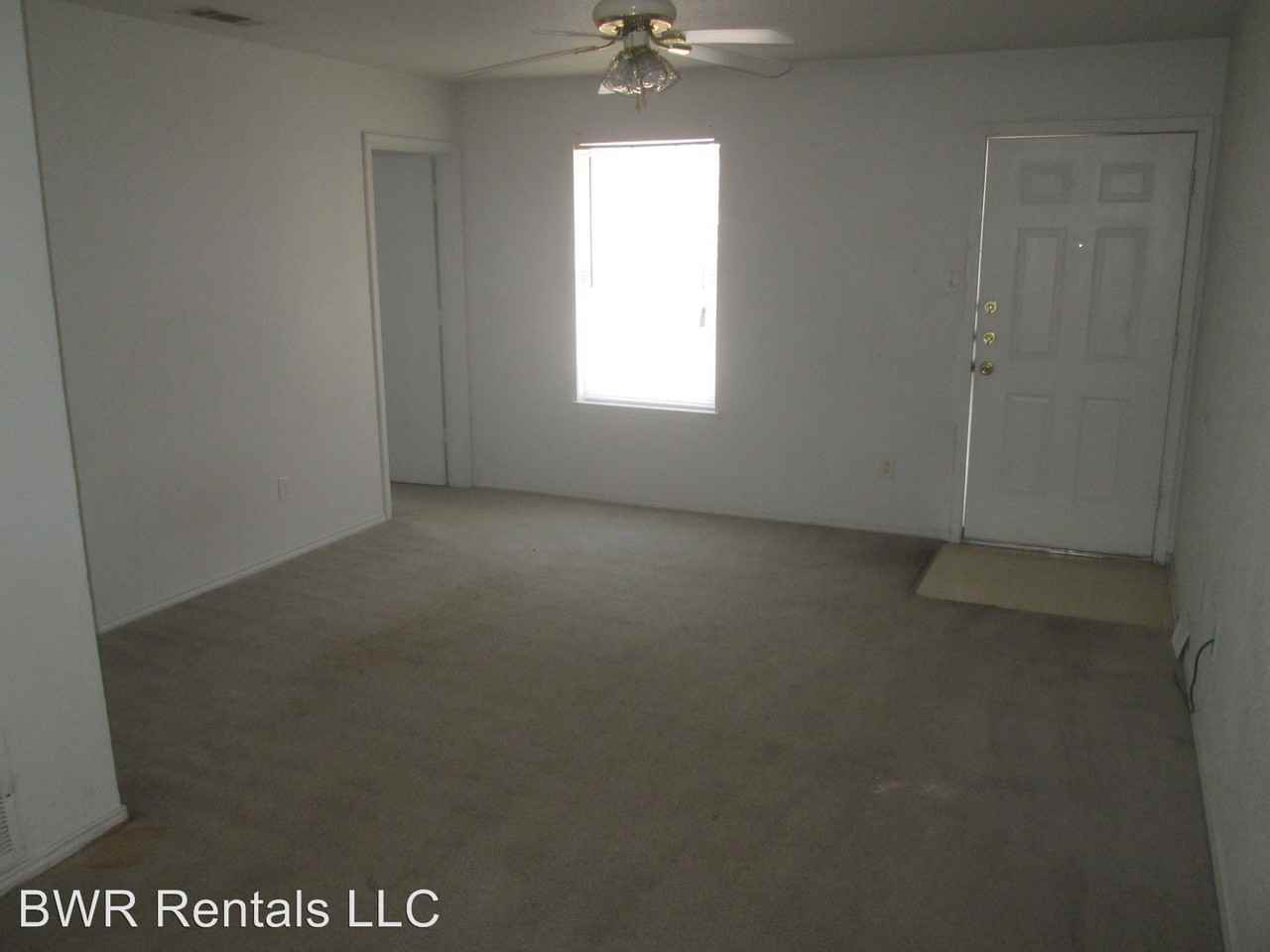 5810 REDSTONE DRIVE - Photo 3 of 6