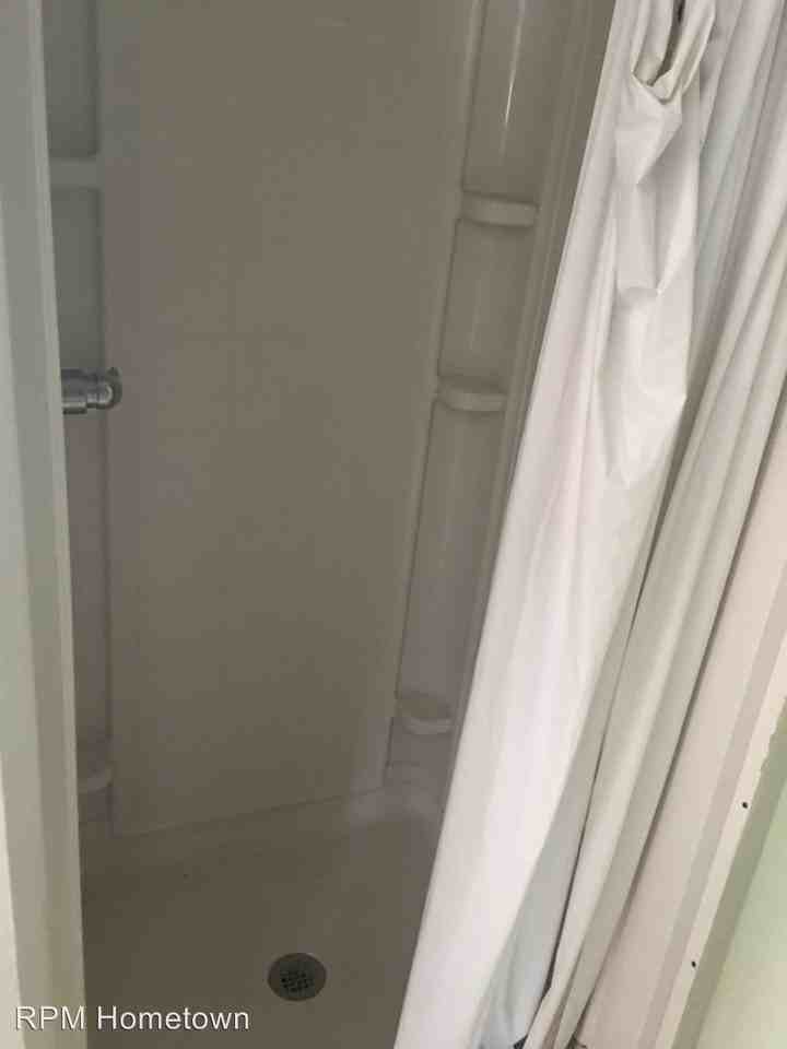 713 Majestic Lodge Rd #C - Photo 3 of 5