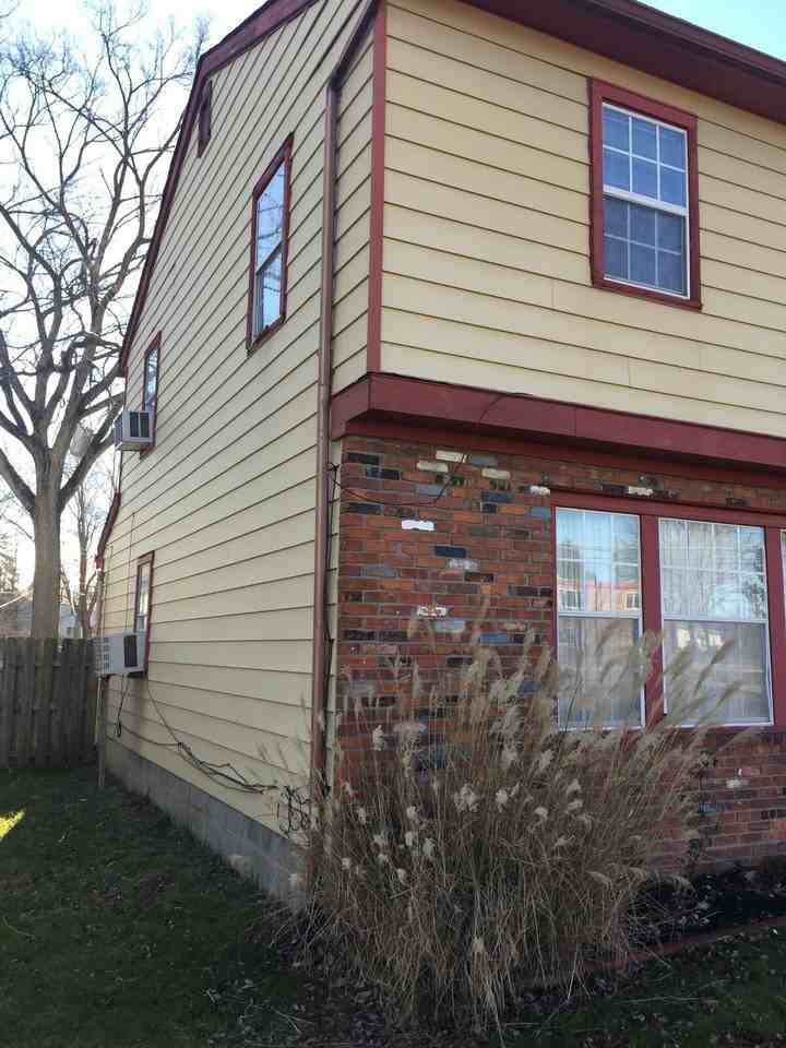 275 Sheldon Rd - Photo 2 of 48