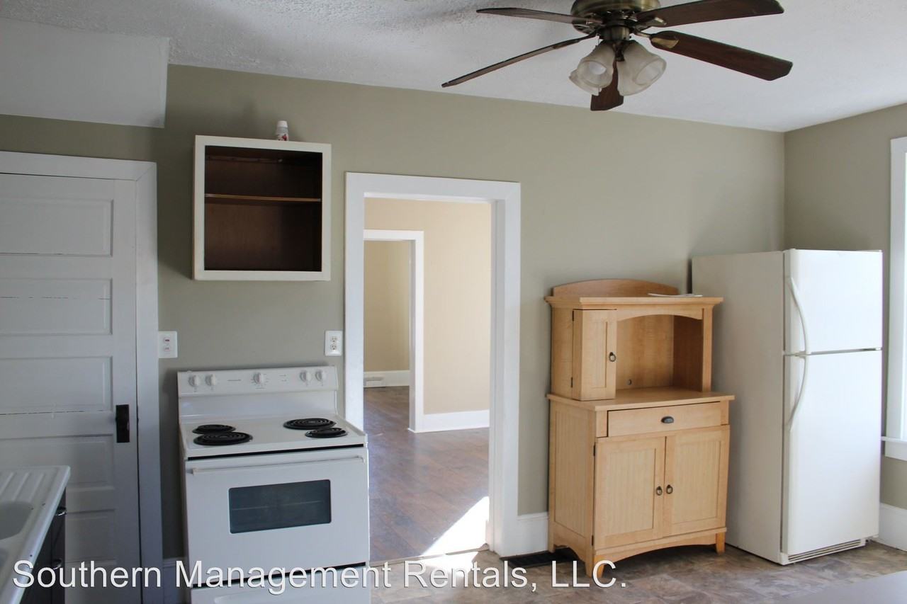 19 Bronson Ave - Photo 2 of 4