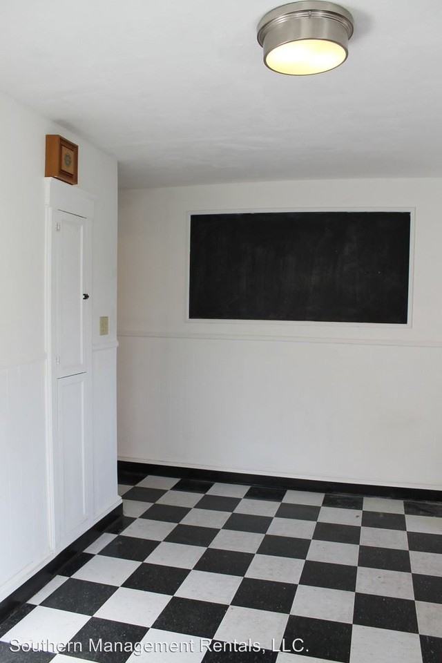 23 N Highland Ave - Photo 3 of 18