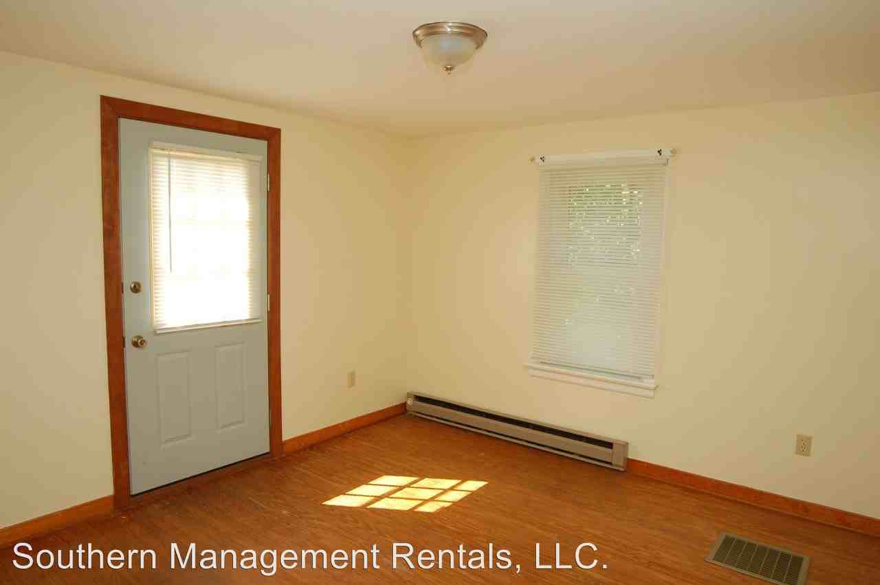 126 S Main St - Photo 3 of 5