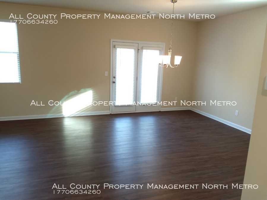 24 Ivey Hollow Circle - Photo 2 of 24