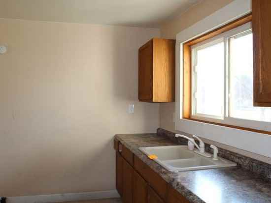 545 Swanson Rd - Photo 3 of 8