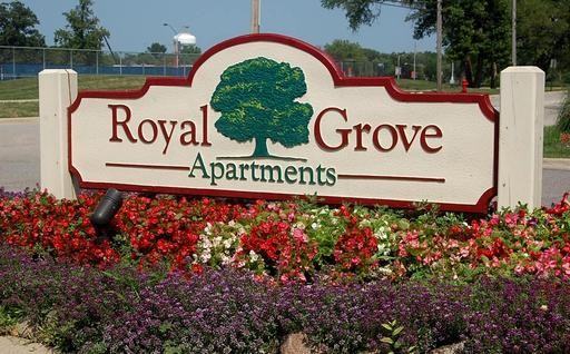 1162 Grove Ave #E - Photo 3 of 10