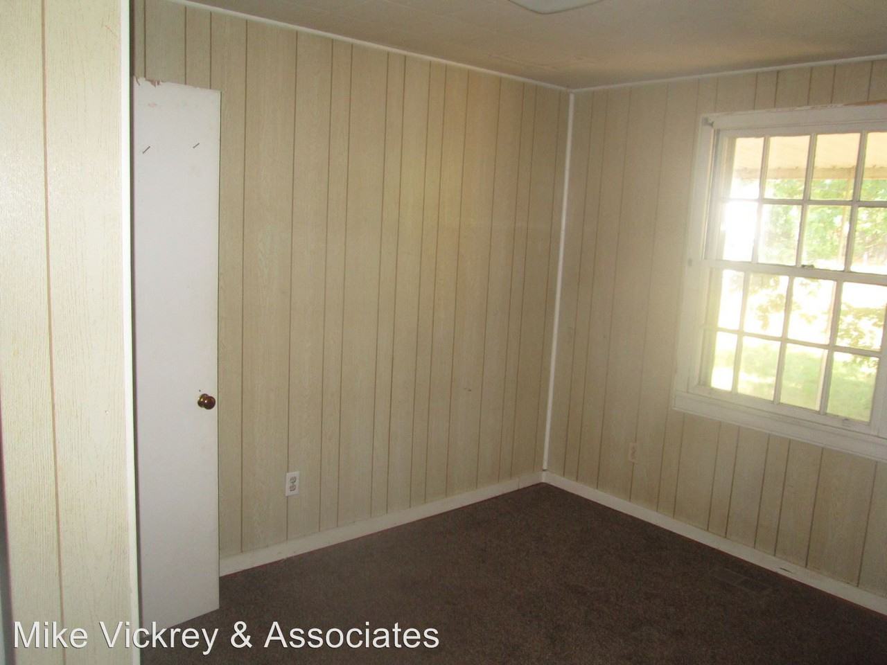 2015 Virginia Ave - Photo 3 of 8