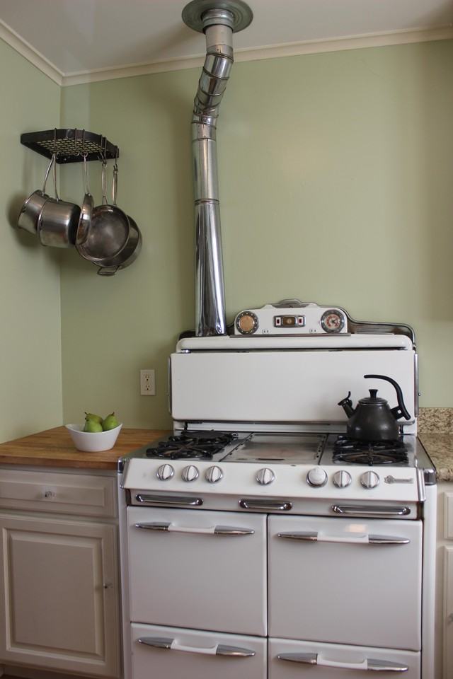 540 Aileen St - Photo 3 of 34