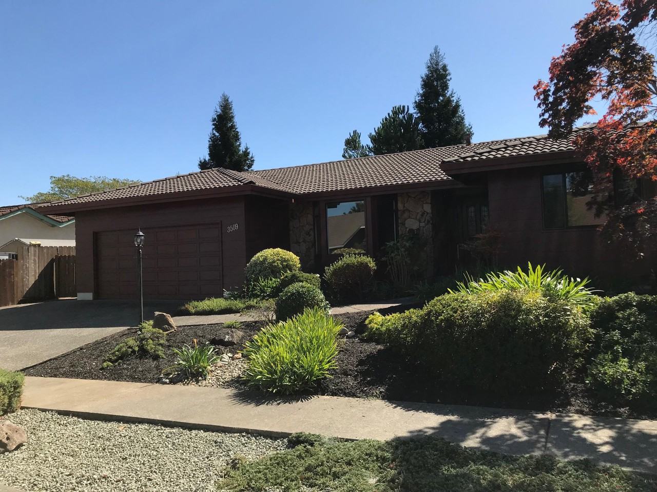 3509 Twin Oaks Ct - Photo 3 of 8