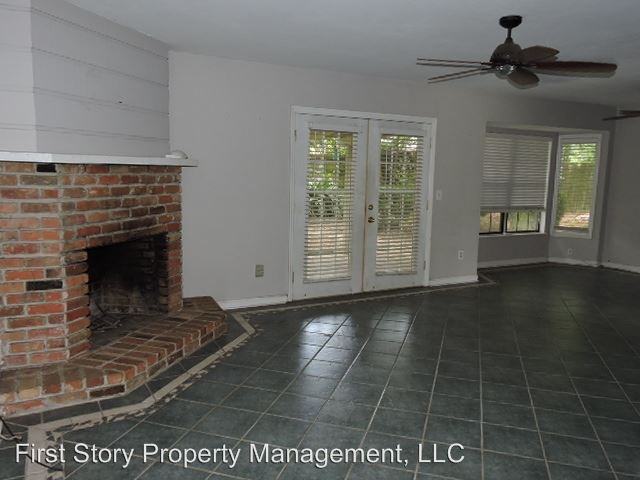 2042 Eastgate Way - Photo 2 of 9