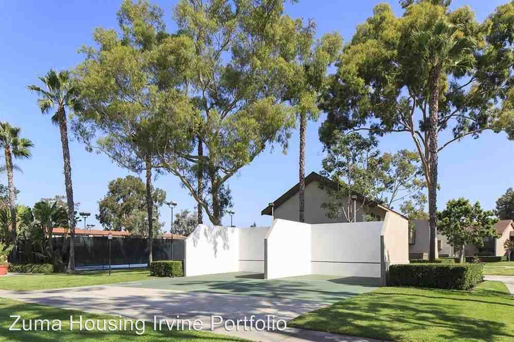 3601 Parkview , 17D - Photo 3 of 11