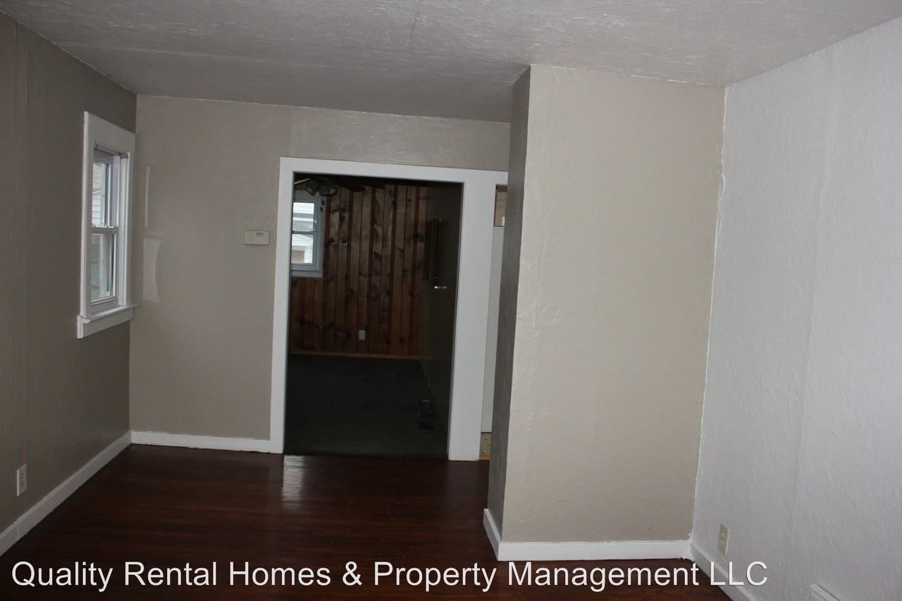 1024 Vermilya Ave - Photo 2 of 5