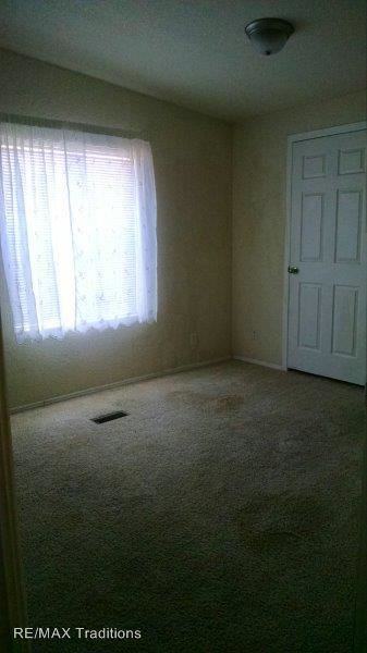 4410 Mountain View Rd - Photo 2 of 2