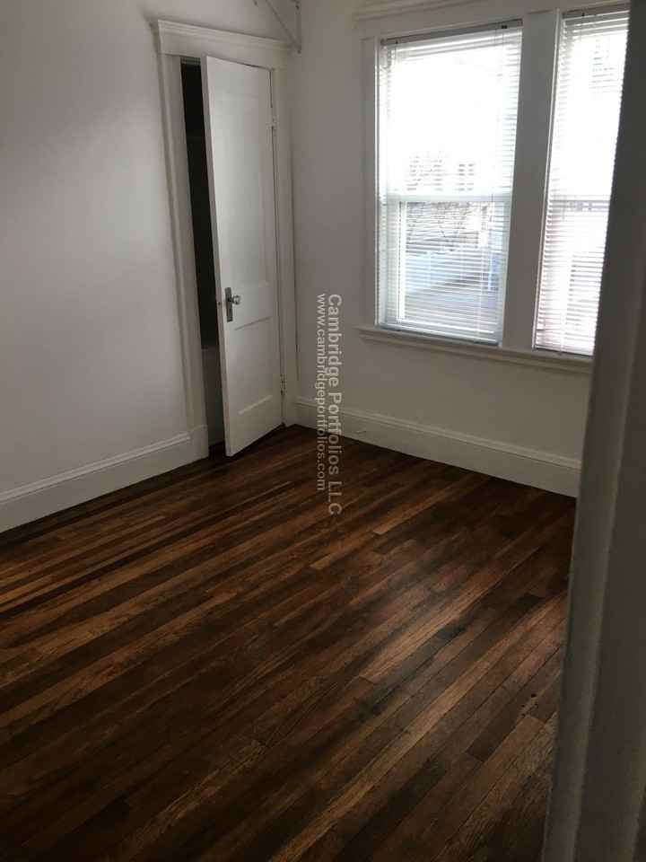 27 Walter St 1 - Photo 2 of 8