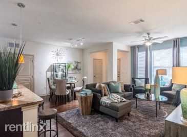 1377 Legacy Dr - Photo 2 of 8