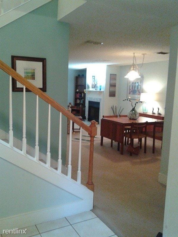 1814 Atlantis Pl - Photo 3 of 16