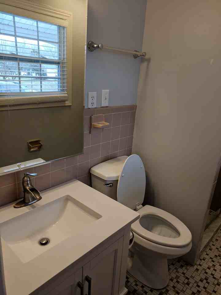 13115 Claxton Drive - Photo 3 of 17