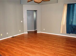 6245 Silver Oaks Dr - Photo 3 of 5