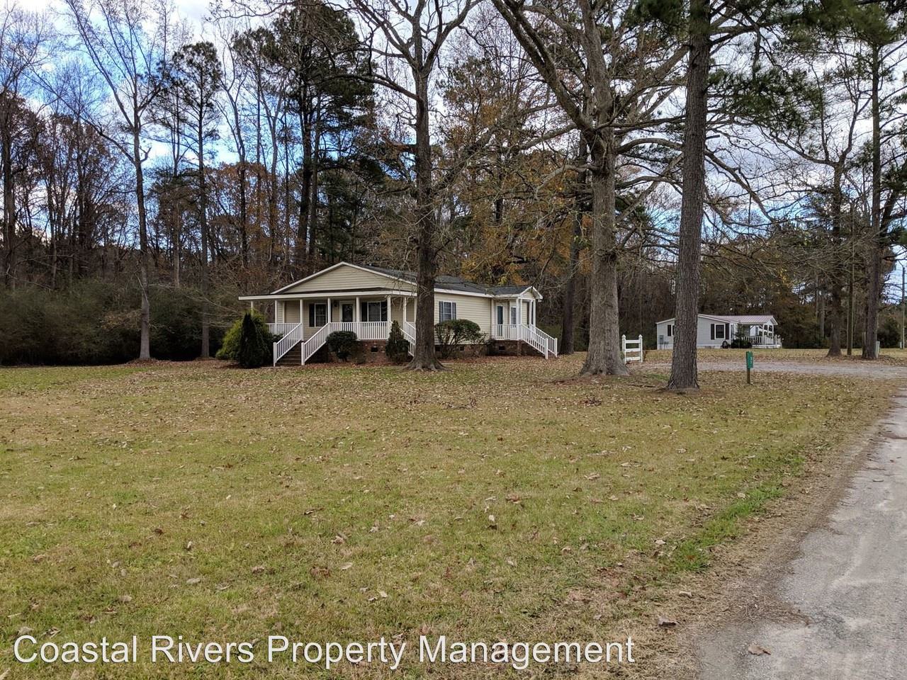 31 Chambers Rd - Photo 2 of 18