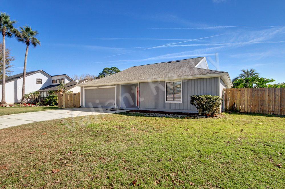 4428 Pilgrim Way - Photo 2 of 42