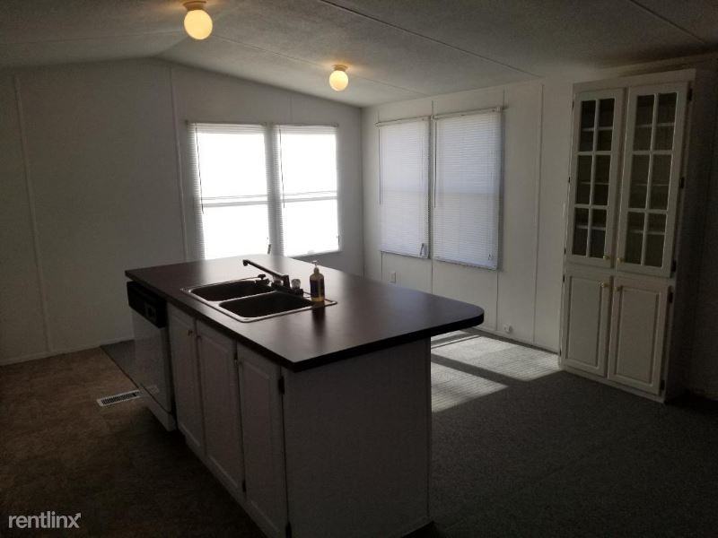 5135 S Hydraulic Ave - Photo 3 of 13