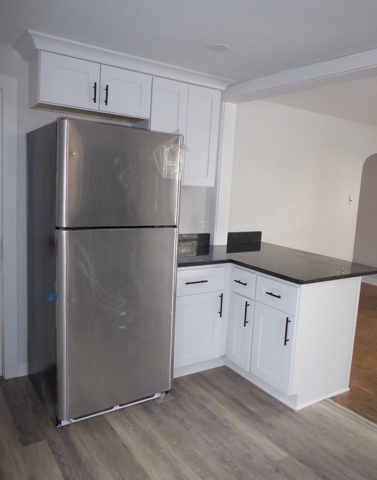 709 Braxton Rd - Photo 3 of 9