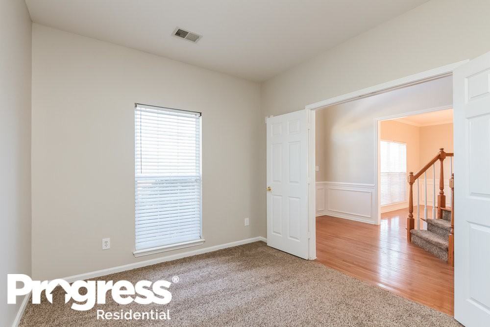 166 Castles Gate Dr - Photo 2 of 20