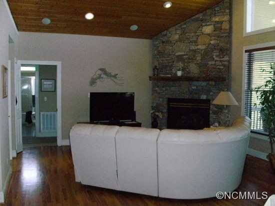 42 Camden Downs Rd - Photo 3 of 12