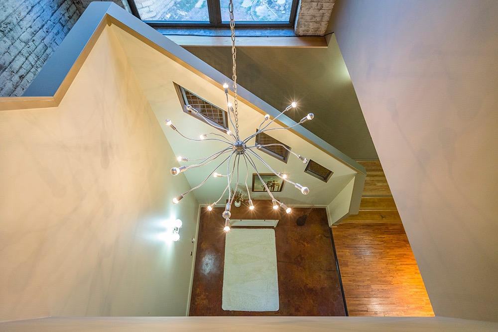 512 Reading Rd - Photo 3 of 25