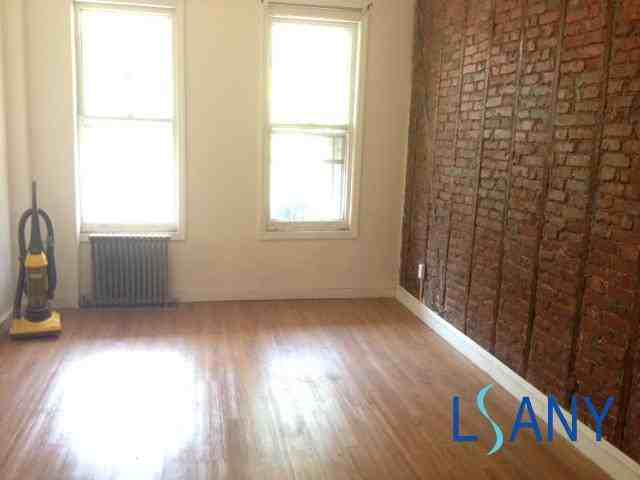 2455 Hoffman St #1 - Photo 2 of 8