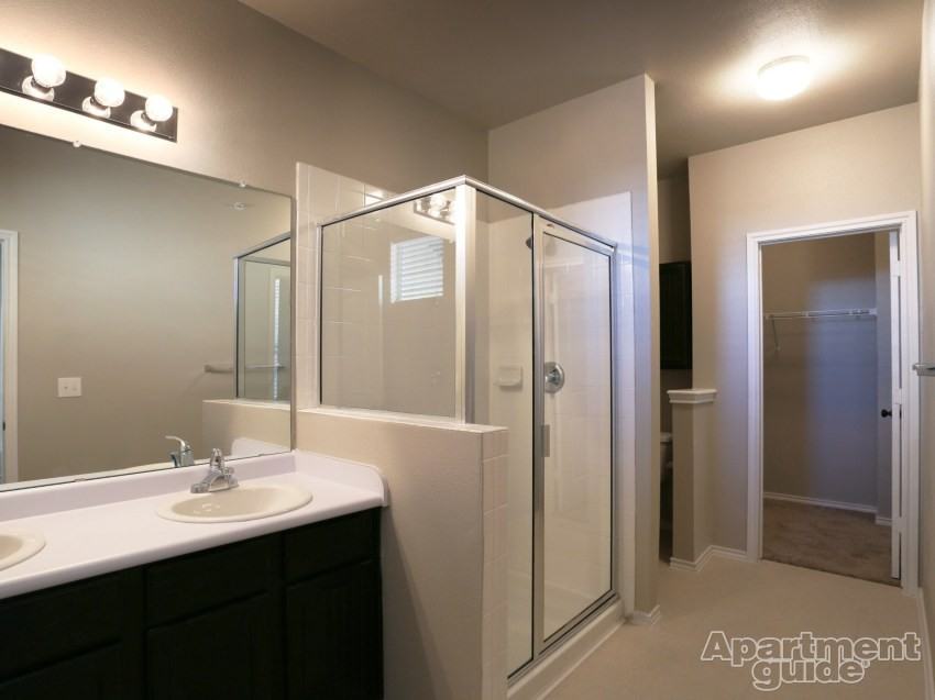 200 Northwest Avenue M - Photo 3 of 19