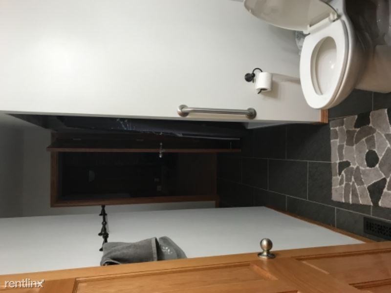 141 Laura Ln - Photo 3 of 9