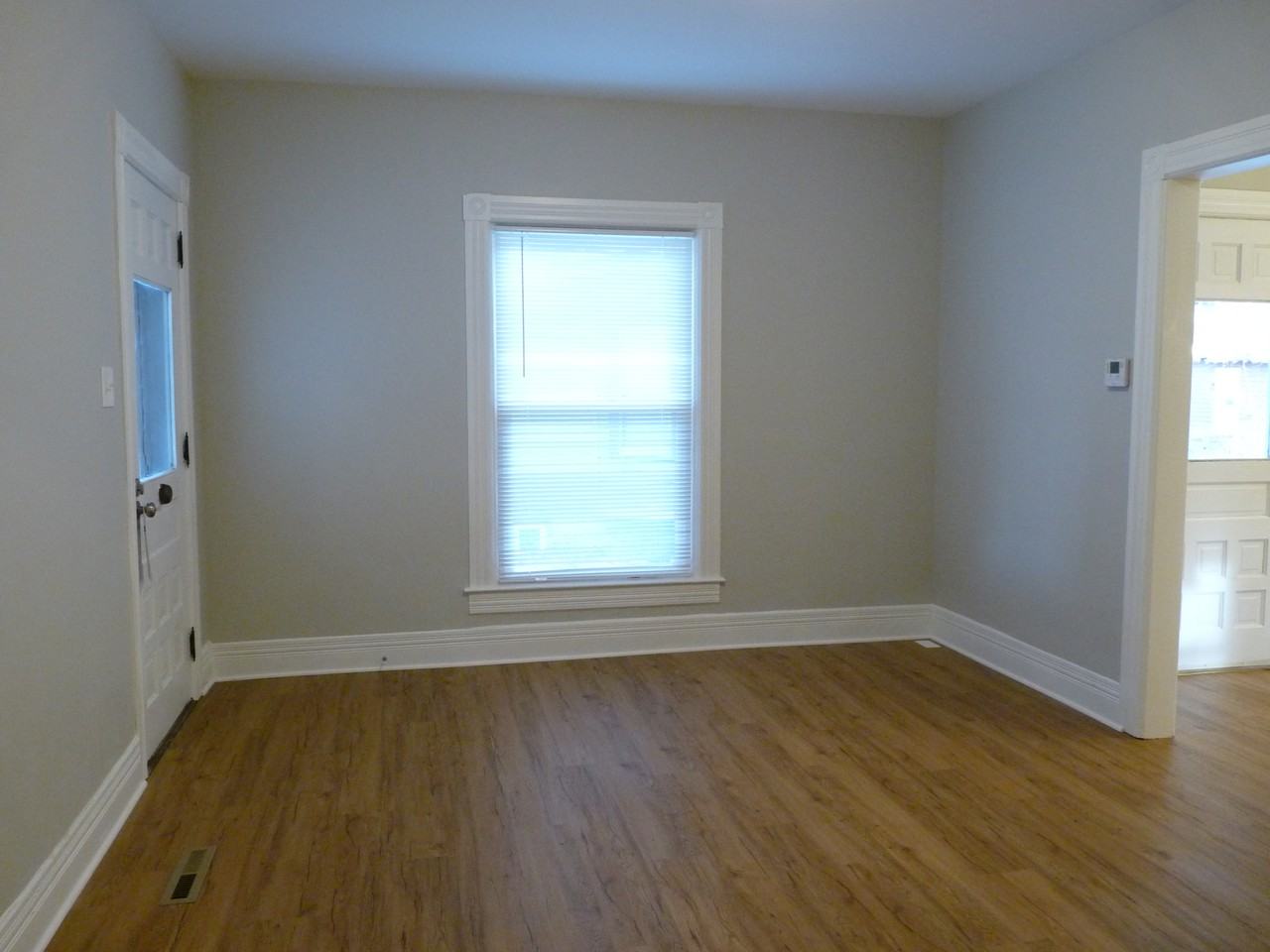 44 Grove Ave #1 - Photo 2 of 32