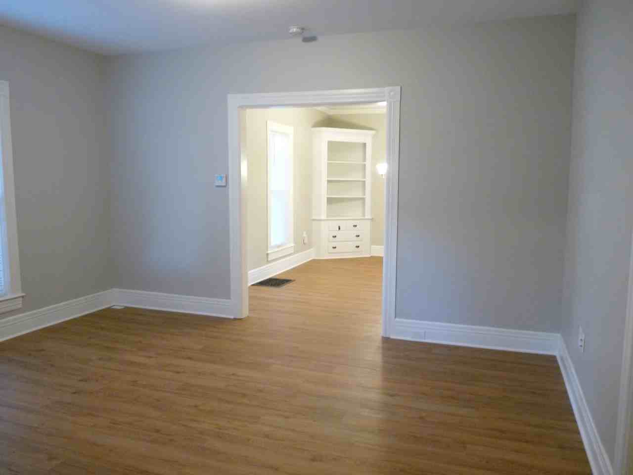 44 Grove Ave #1 - Photo 3 of 32