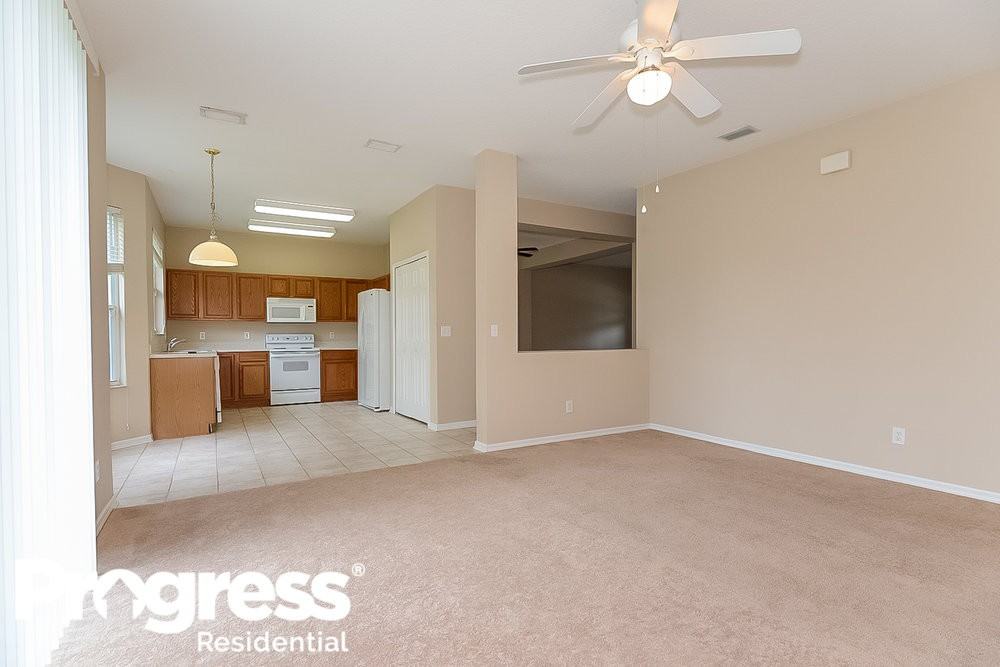 1511 Loretto Cir - Photo 3 of 13