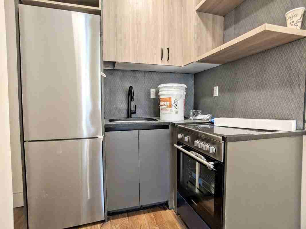 171 Linden Boulevard #7A - Photo 6 of 7