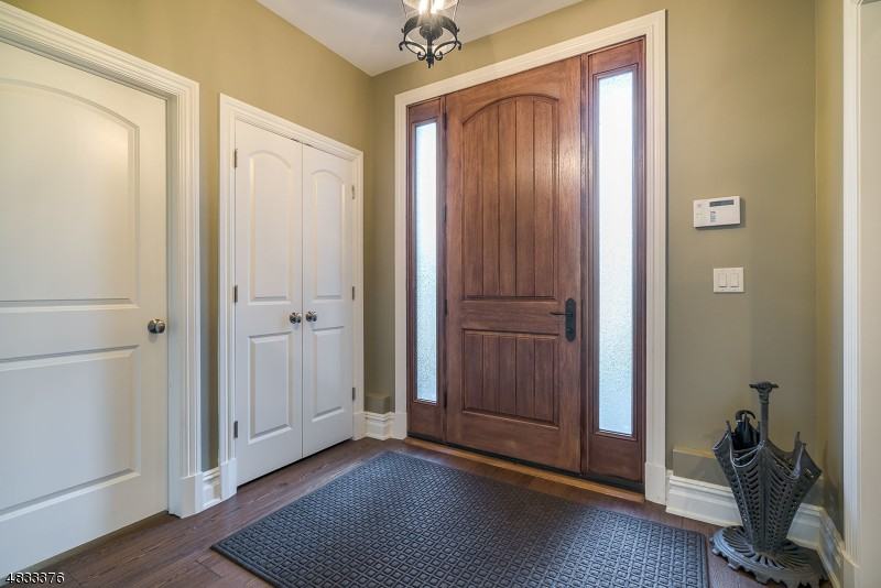 210 Boonton Ave - Photo 3 of 23