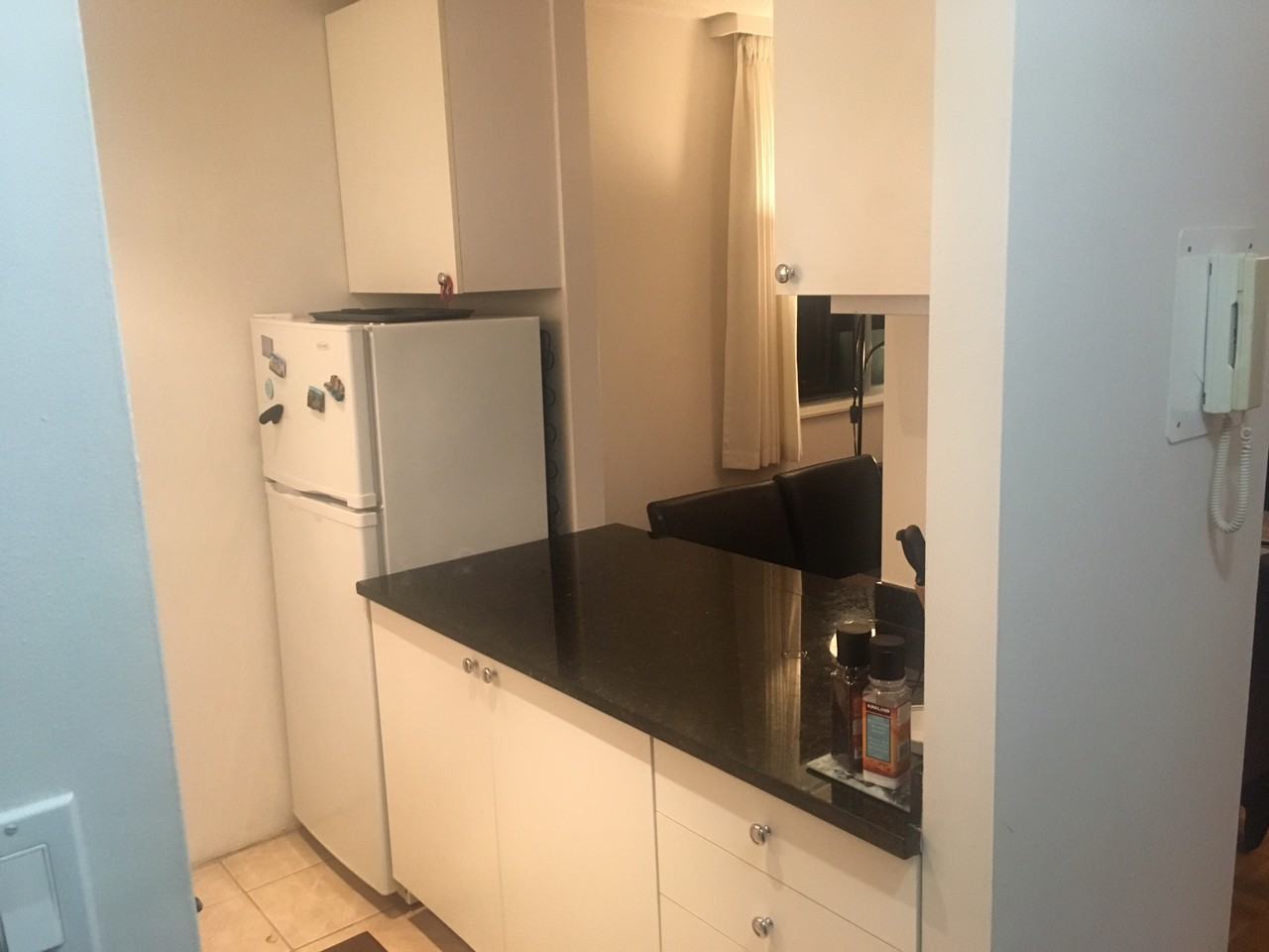 1170 Harwood St - Photo 3 of 11