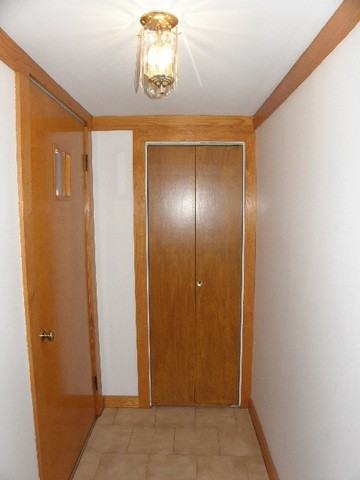 120 Forest Ave - Photo 3 of 13