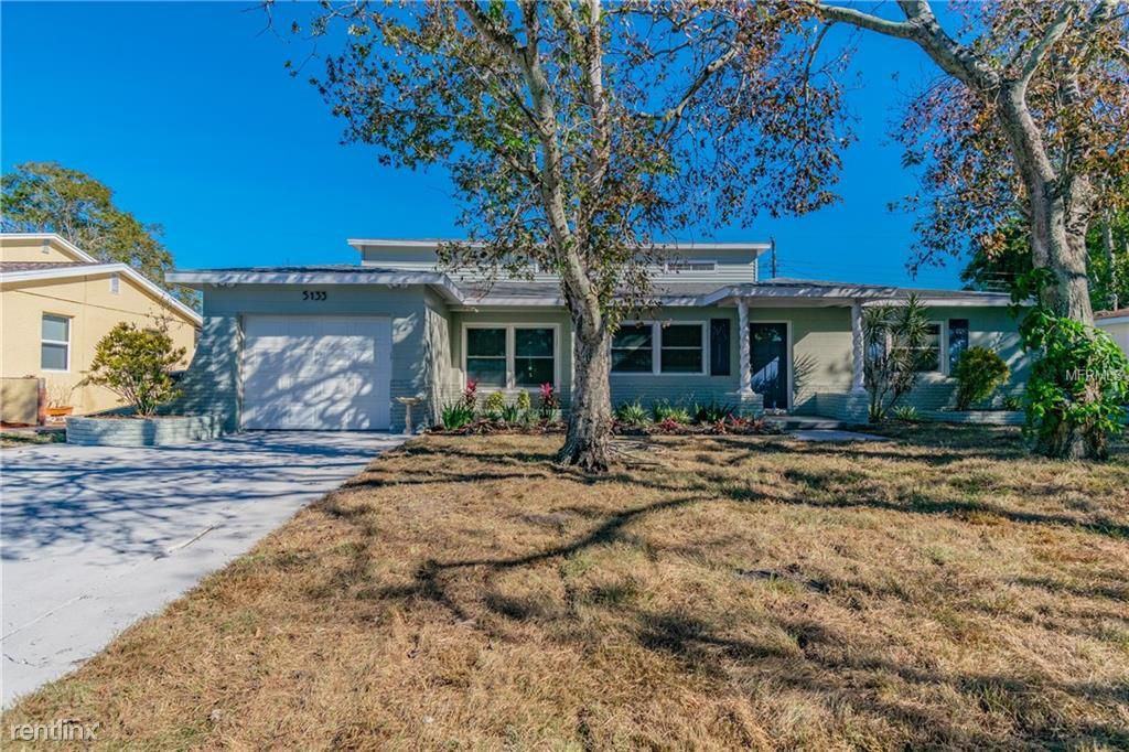 5133 Lake Charles Dr N - Photo 2 of 26