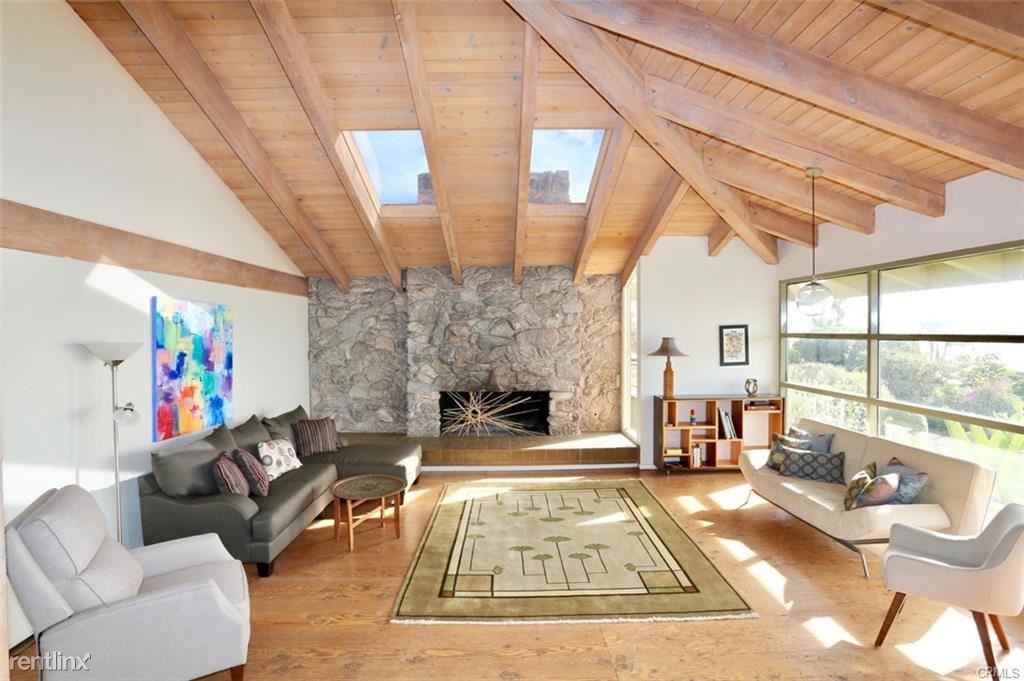 31341 Pedro St - Photo 2 of 15