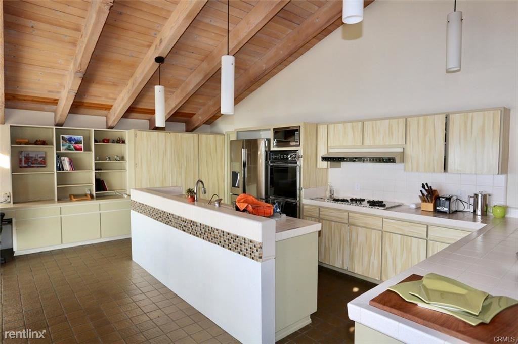 31341 Pedro St - Photo 3 of 15