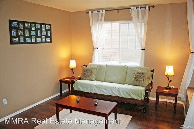 6180 Lincoln Dr - Photo 3 of 17